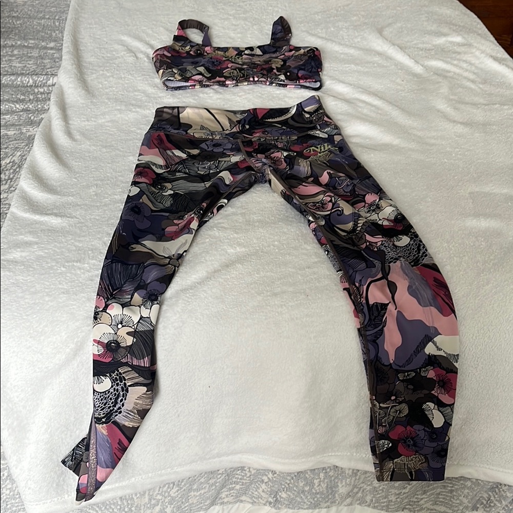 Nike Women's Multicolor Leggings and Top Set